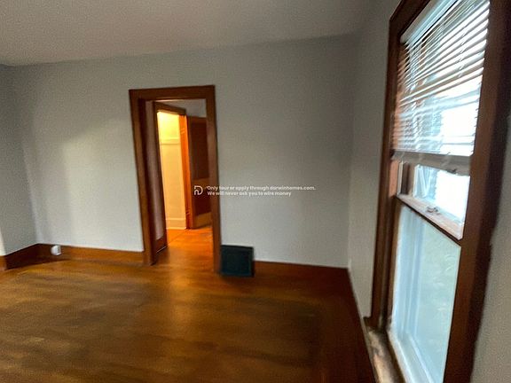 5th image of 2610 W Laura Ave