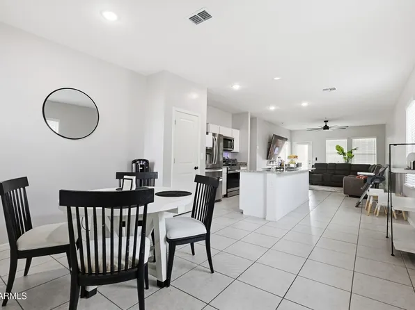 9625 W AGORA Lane, Tolleson, AZ 85353