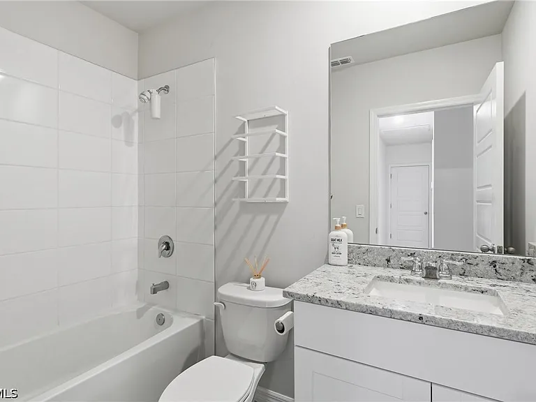 44197 Frontier Dr — Photo 19