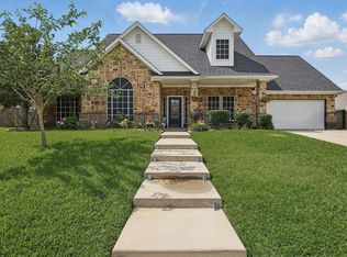 2210 Ridgewood Dr, Bridgeport, TX 76426