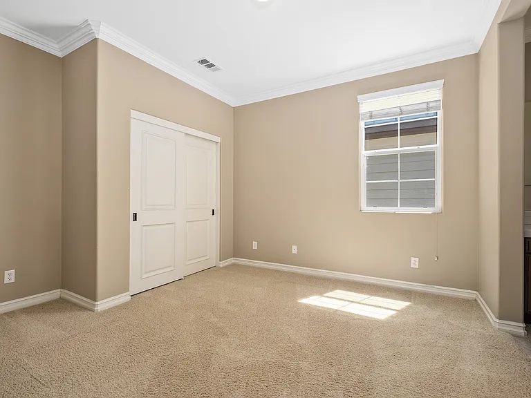 16618 Honeybee Dr — Photo 32