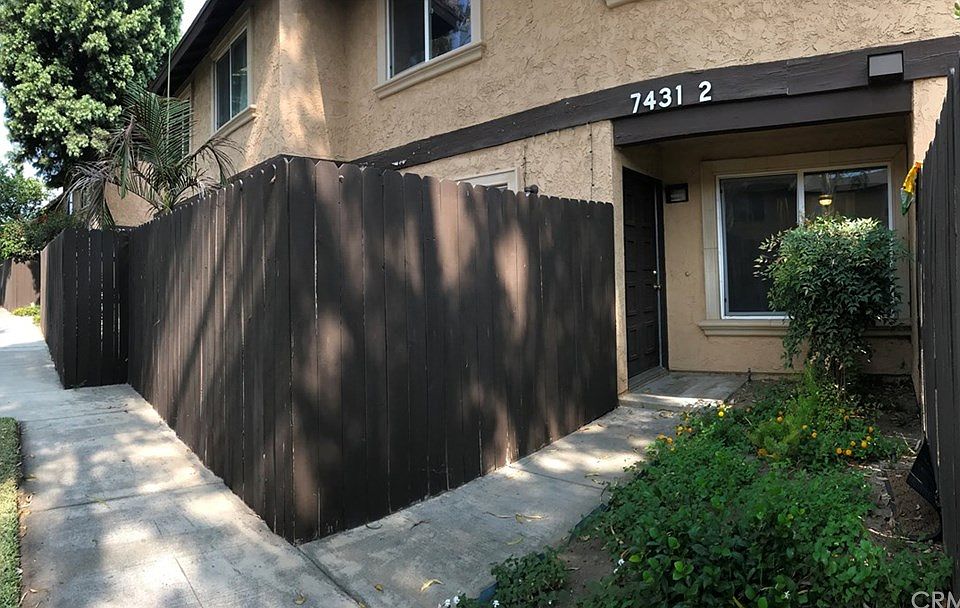 1st image of 7431 Shadyglade Ave Unit 2