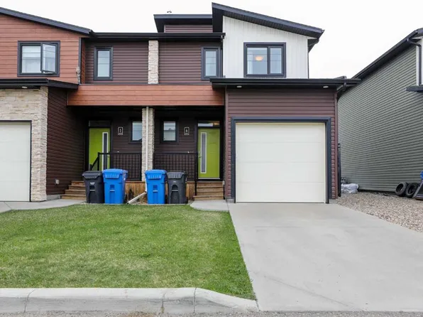 462 NE Highlands Blvd W #6, Lethbridge, AB T1J 5K5