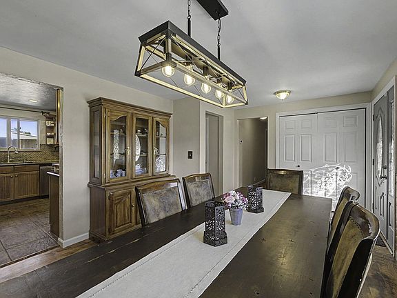 4th image of 10585 Silver Knolls Blvd