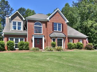 373 Bayshore Ct, Suwanee, GA 30024