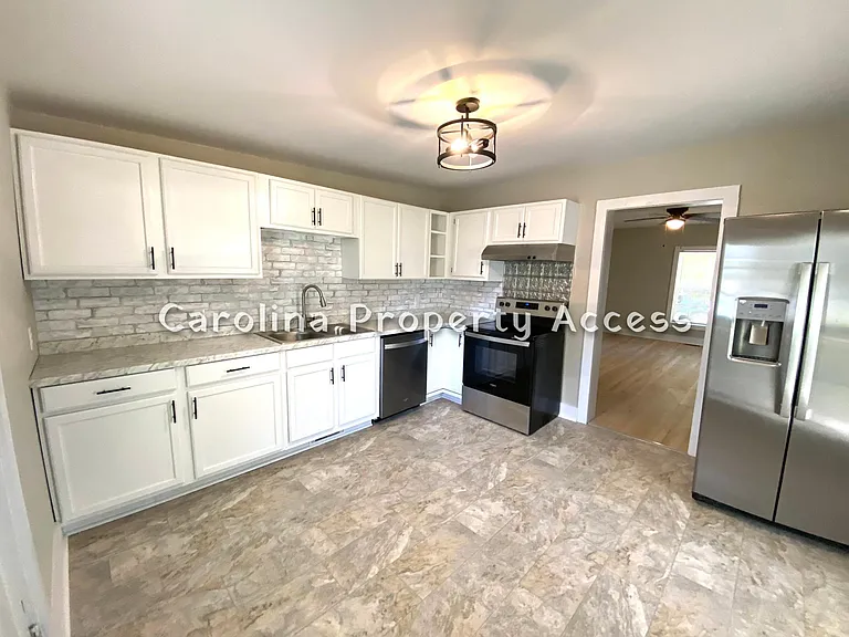 2928 Evans Rd — Photo 9