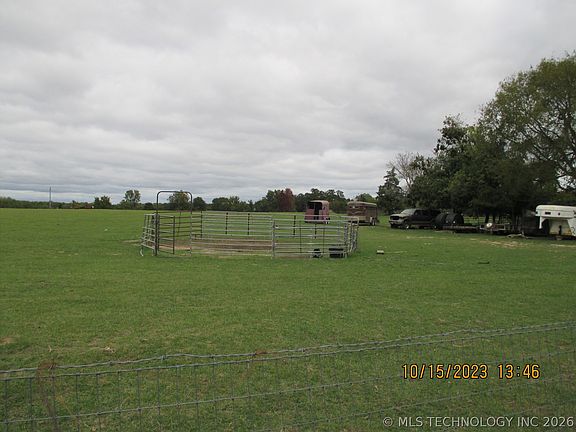 3rd image of 2905 E 2110th Rd