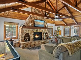 137 John Muir Rd, Lake Arrowhead, CA 92352