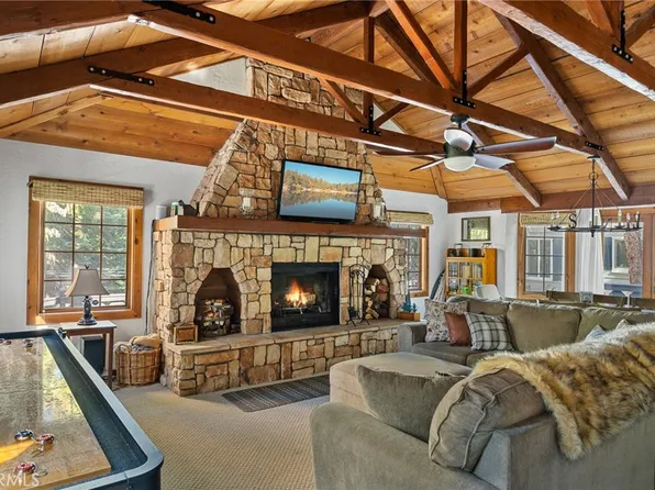 137 John Muir Rd, Lake Arrowhead, CA 92352