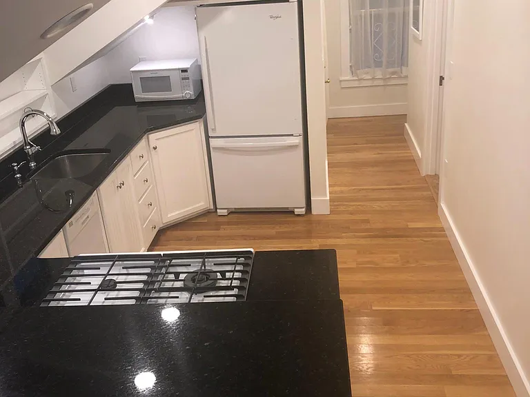 69 Doyle Ave #3 — Photo 8