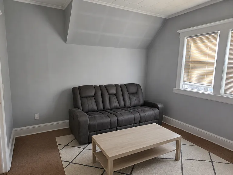 28 Pulaski Ave #2 — Photo 7