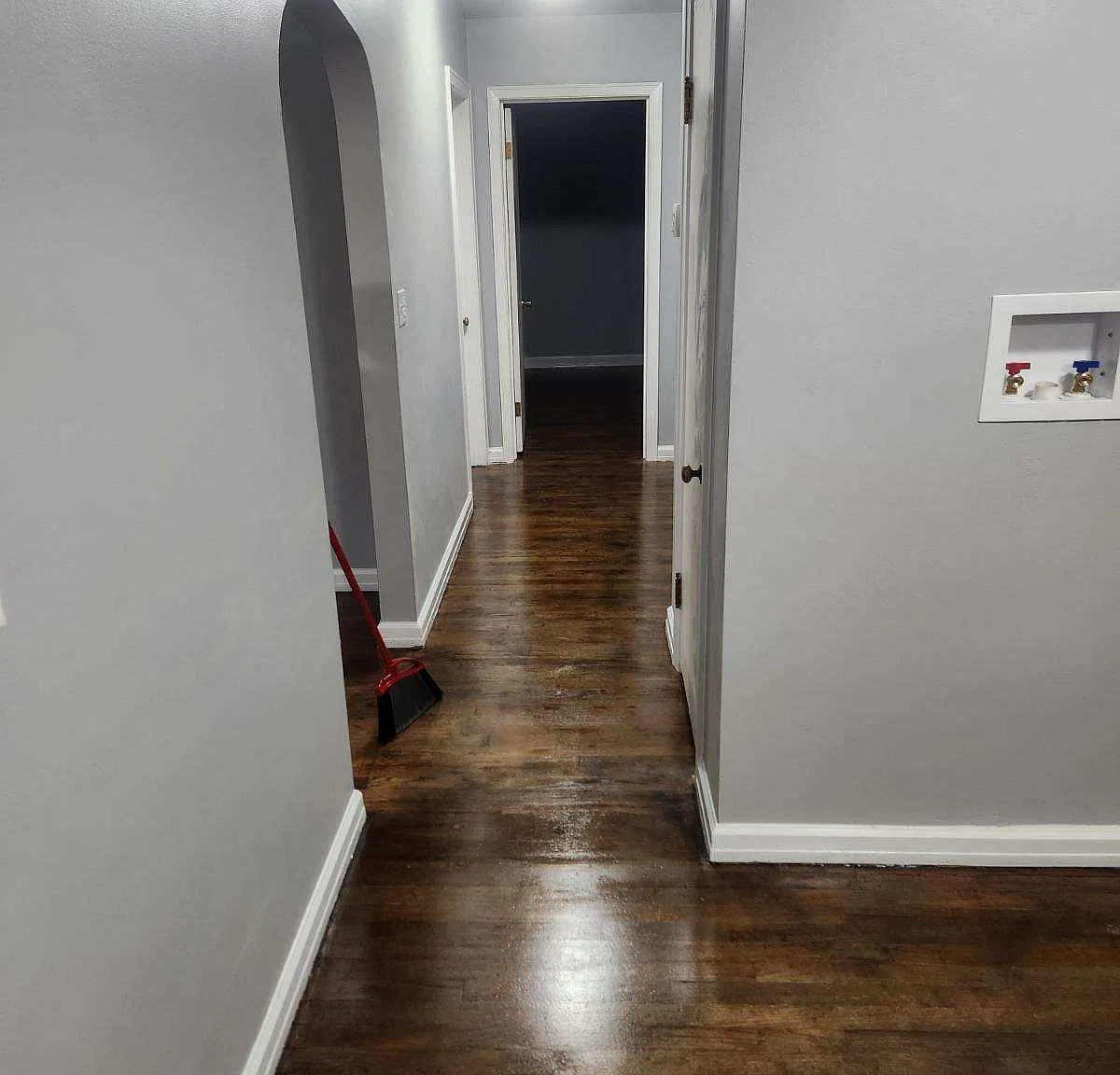 800 E Broadway Street - 800 — Photo 4
