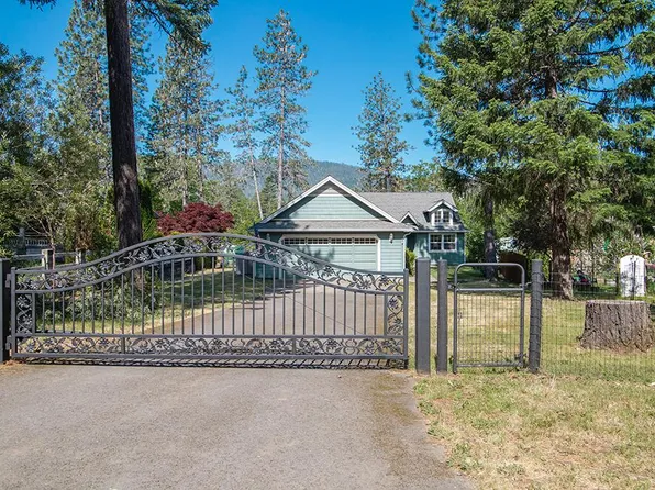 510 S Junction Ave, Cave Junction, OR 97523