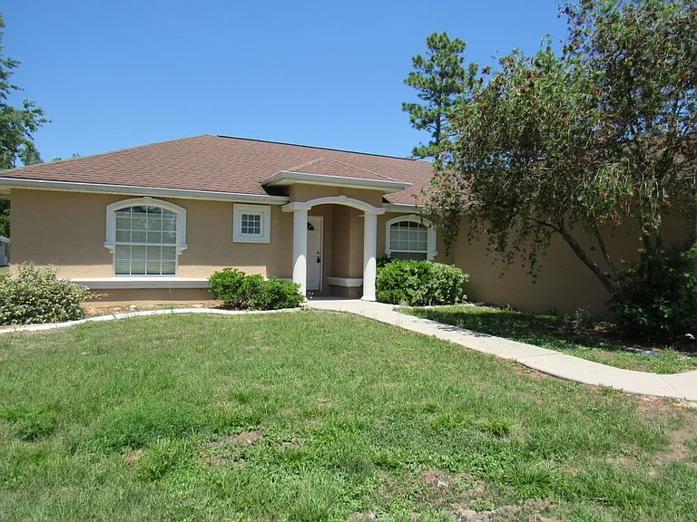 7052 SW 131st Loop — Photo 1