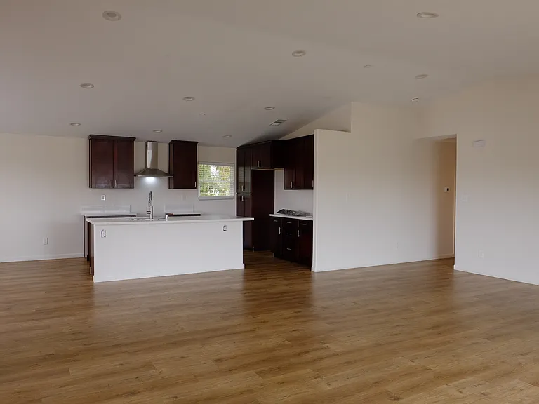 18606 Valley Blvd #1 — Photo 30