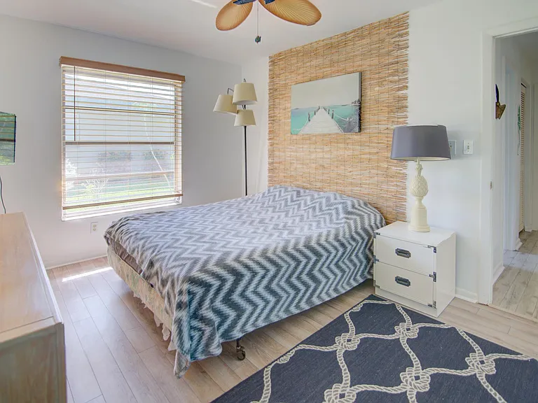 4010 Outer Dr — Photo 13