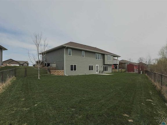 5th image of 1509 W Creekside Cir