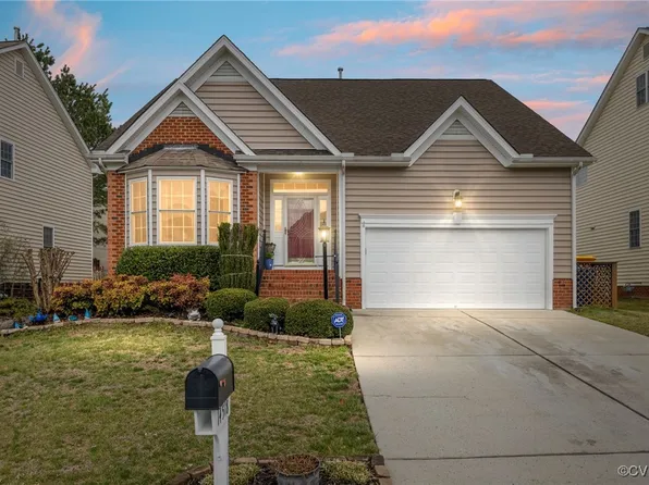 14518 Waters Shore Dr, Midlothian, VA 23112