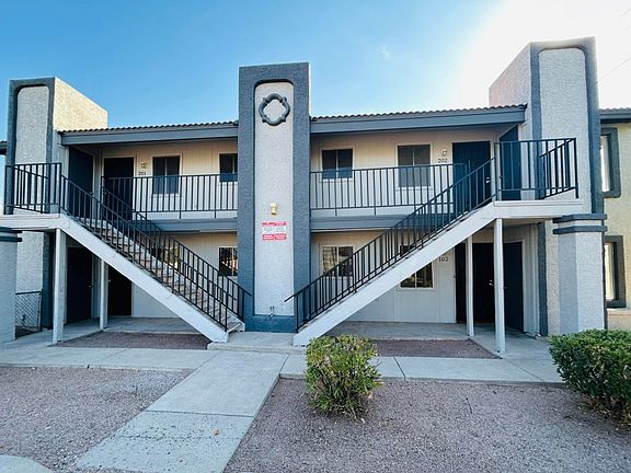 2nd image of 3049 E Cicero St APT 101