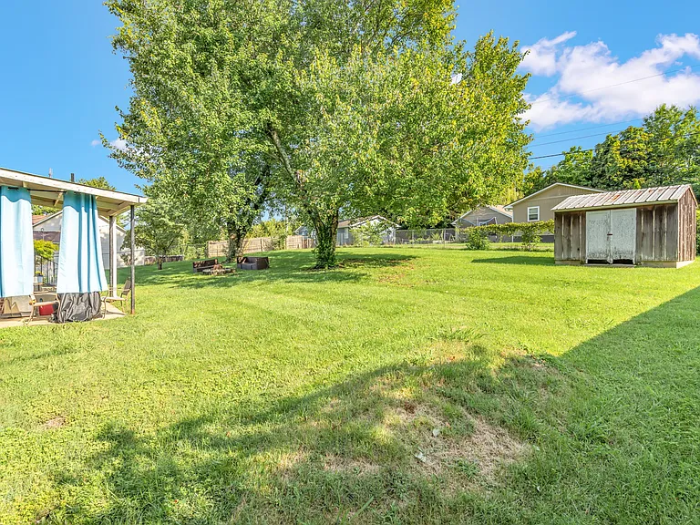 217 Buckingham Dr — Photo 47
