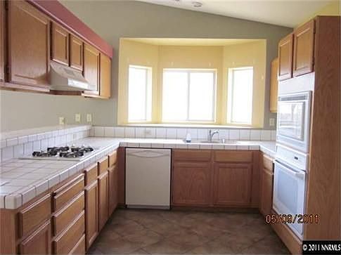 5th image of 1134 Wisteria Dr