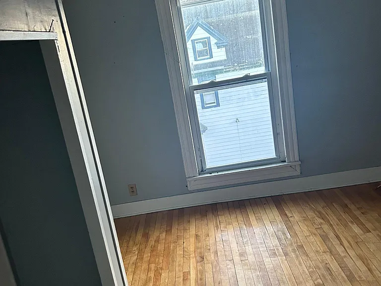 243 Webster Ave #3 — Photo 12