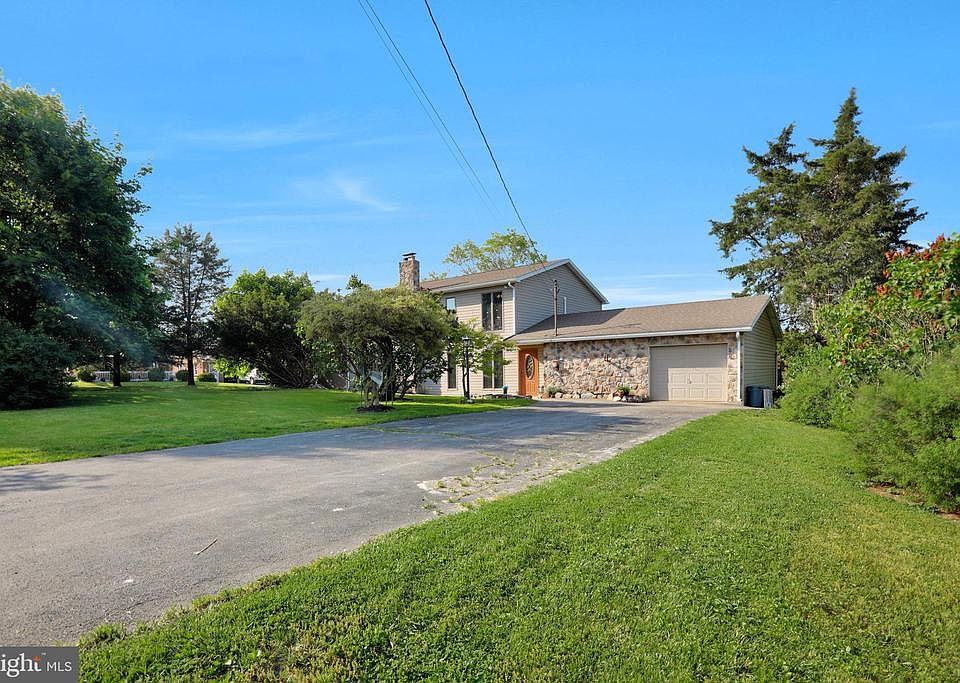 3365 Buchanan Trl W, Greencastle, PA 17225 Zillow