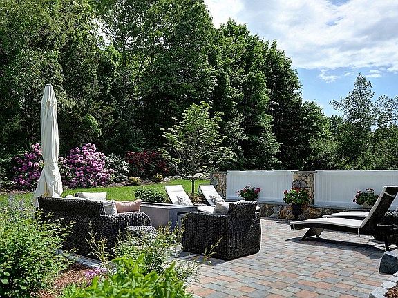 Glorious Private Patio