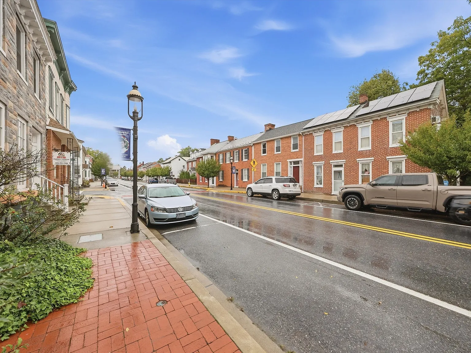 2 bed, 1116 sqft, $1,600 — Photo 4