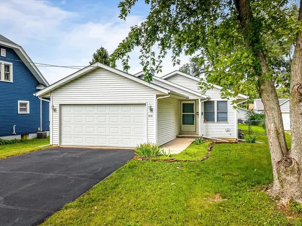 610 Sydney Ave, Loves Park, IL 61111