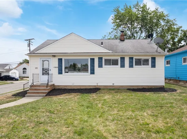 15608 Wingate Rd, Maple Heights, OH 44137