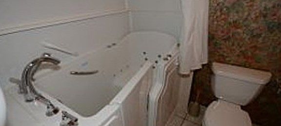 4th image of 628/630 Glenway Ave