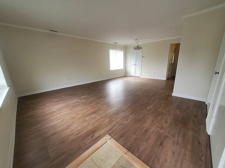31 Stuart Ave #16 — Photo 3