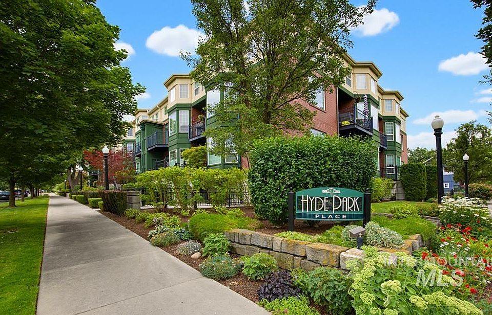 1st image of 1207 W Fort St APT 216