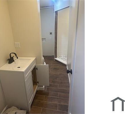 5th image of 344 Main St Floor 2