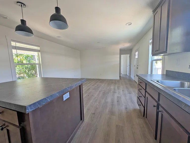 400 Sulphur Bank Dr #38 — Photo 5