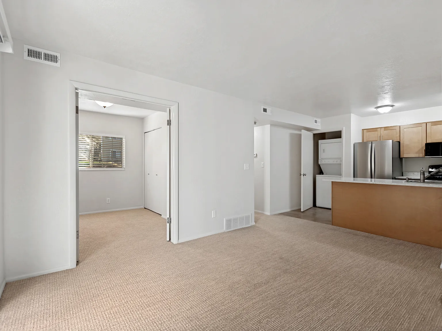 2 bed, 648 sqft, $1,650 — Photo 3
