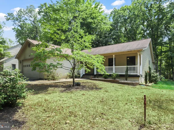 108 Winchester Ln, Locust Grove, VA 22508