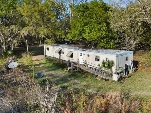 738 NE 878th Ave, Old Town, FL 32680