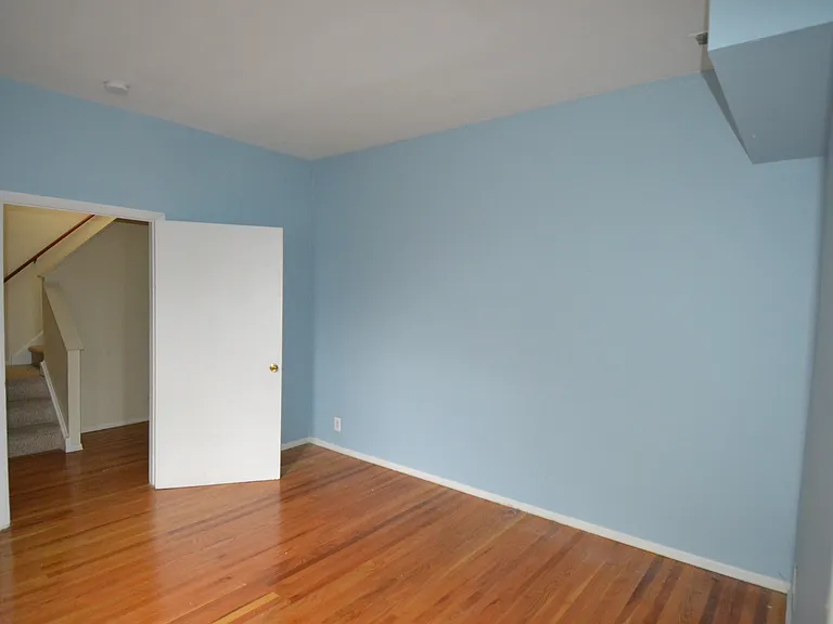 1010-12 Clinton St #3M — Photo 13