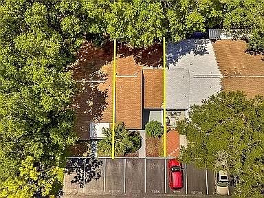 3rd image of 7355 Parkside Villas Dr N