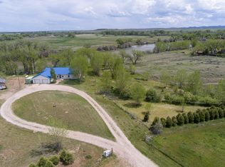 20 Wagon Rd, Glenrock, WY 82637