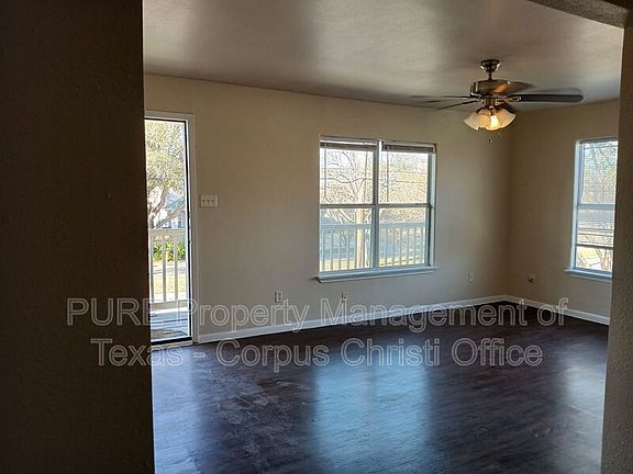 3rd image of 901 Furman Ave APT A