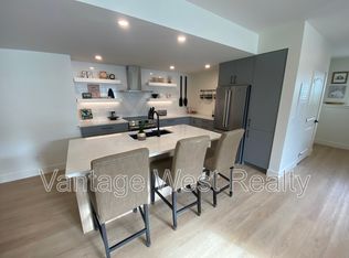 B1913 Nancee Way, Tsinstikeptum 10, BC V1Z3X3