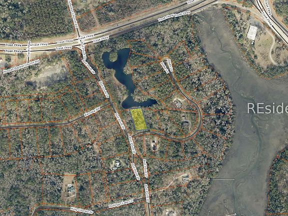 2nd image of 3 Blake Ln