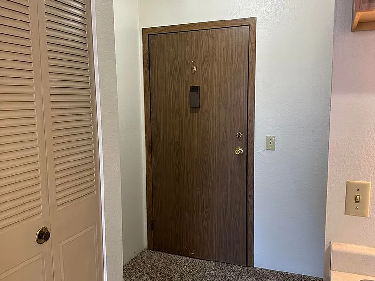 Park Place West Apartments — Photo 12