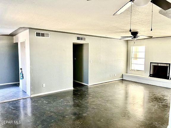 4th image of 5008 Salem Dr