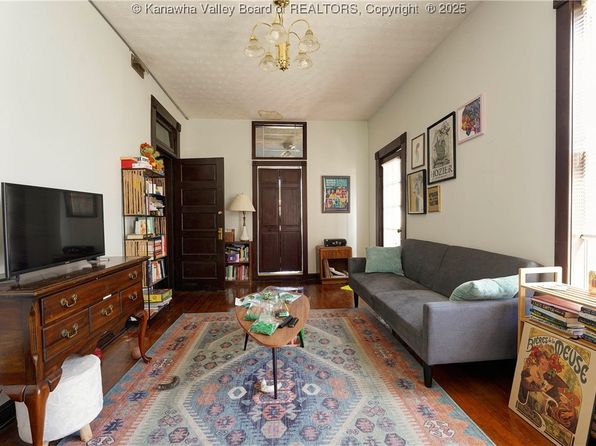 charleston-west-virginia-244529180 picture