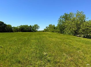 900 SE Stanley Rd, Tecumseh, KS 66542