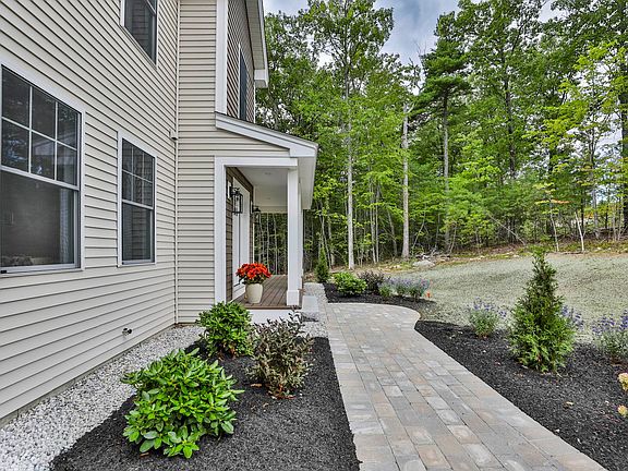 4th image of 59 Countryside Drive